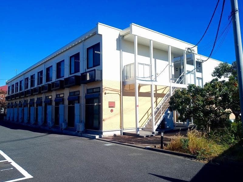 Main exterior of leopalace Ardura