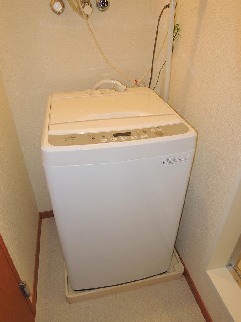 Room image 15