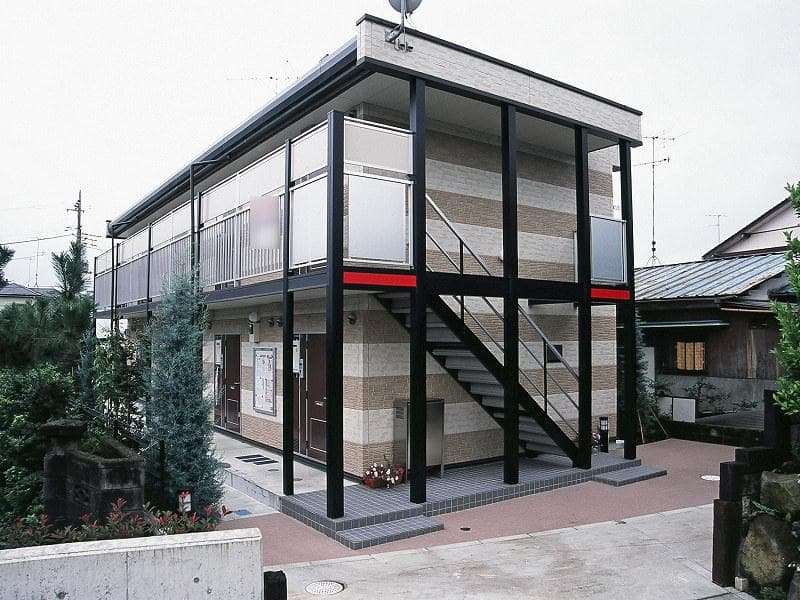 Main exterior of leopalace Hikari