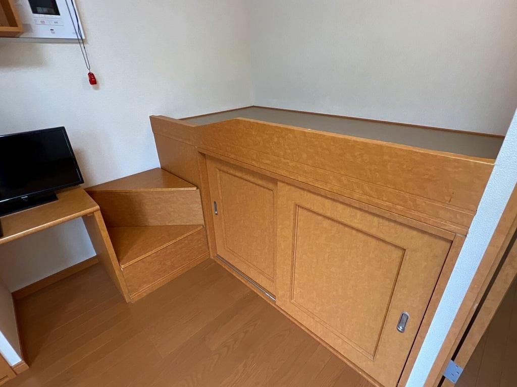 Room image 11