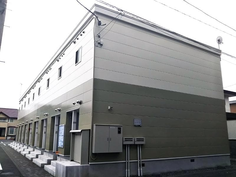 Main exterior of leopalace Stella II