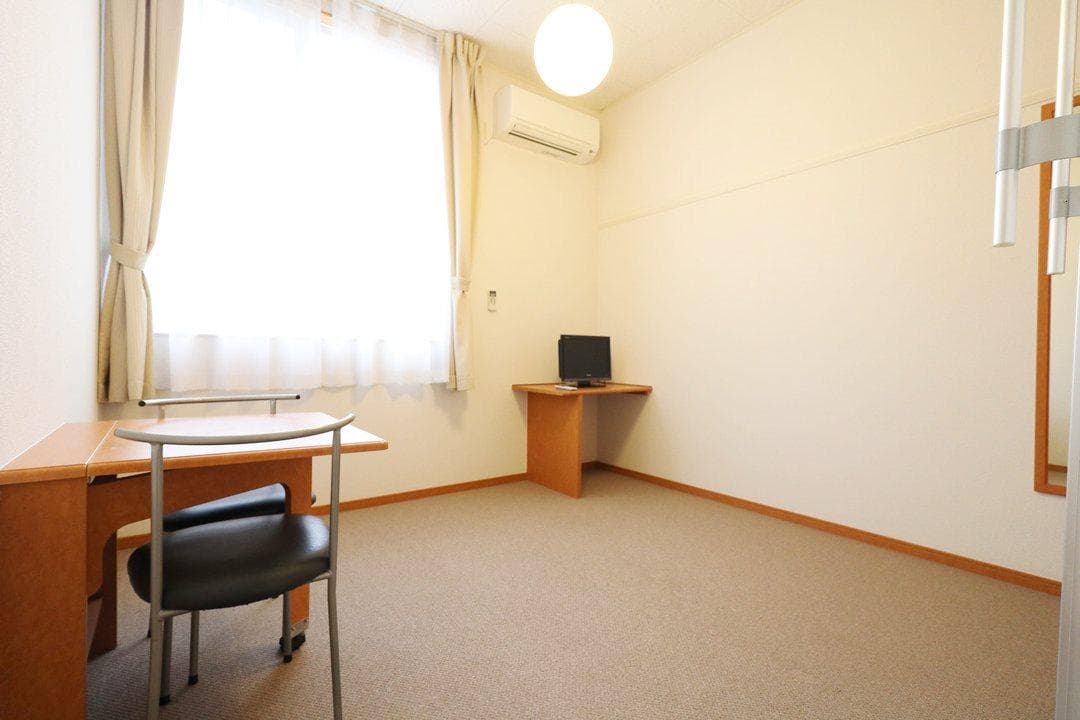 Preview interior of leopalace Ogura