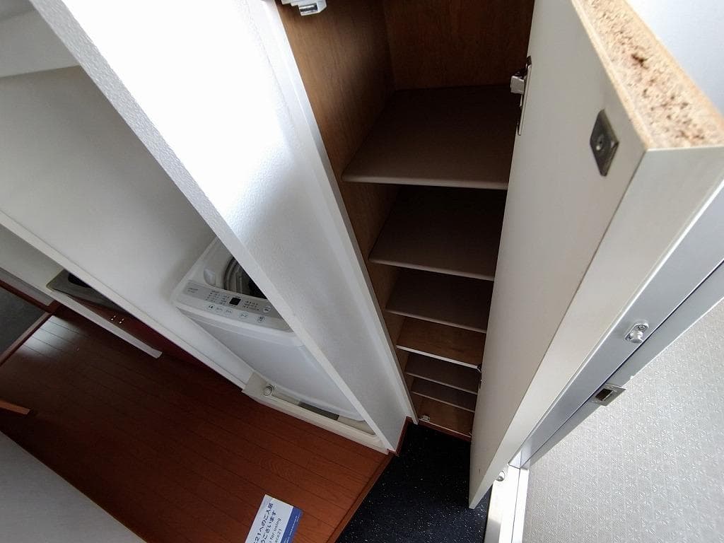 Room image 12