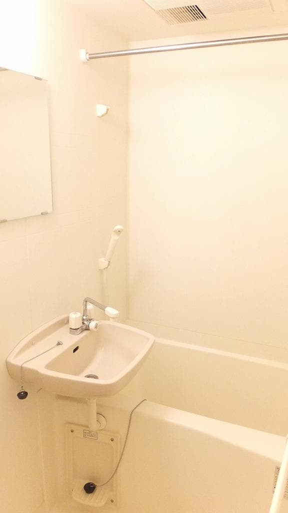 Room image 10