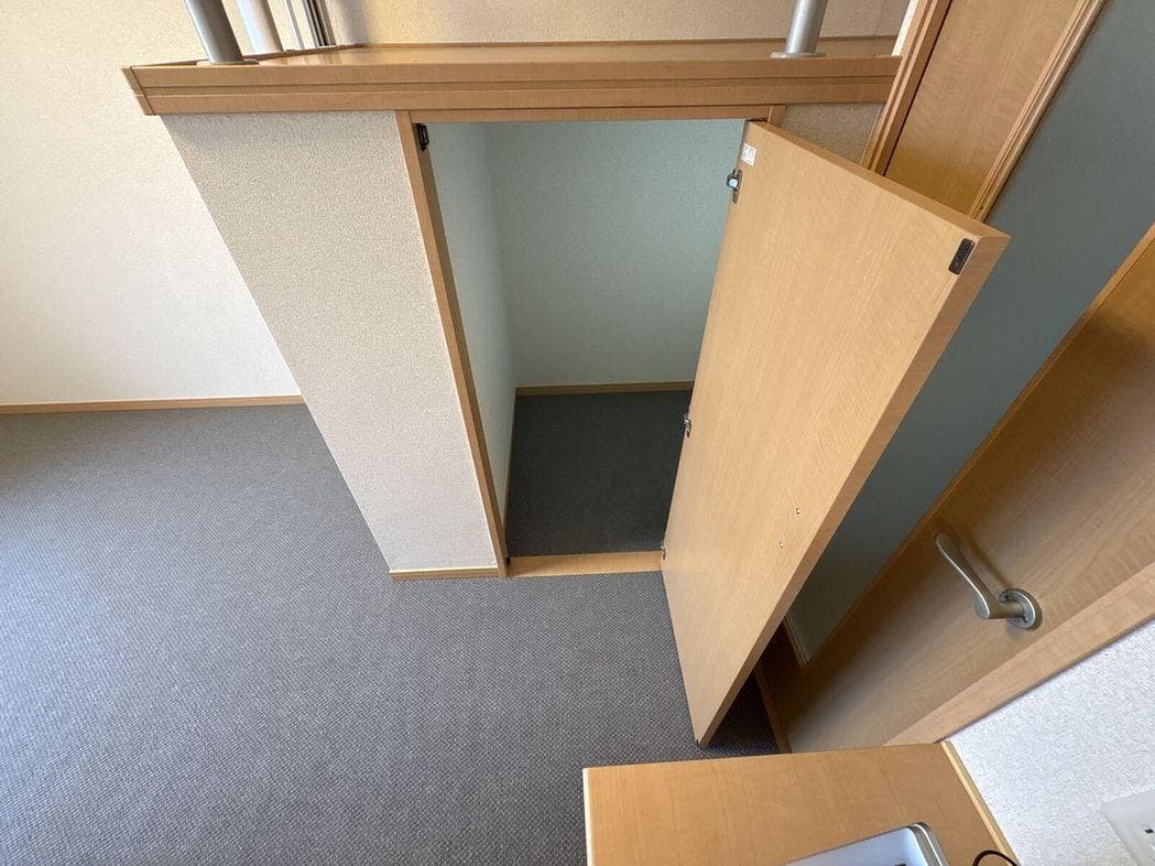 Room image 11