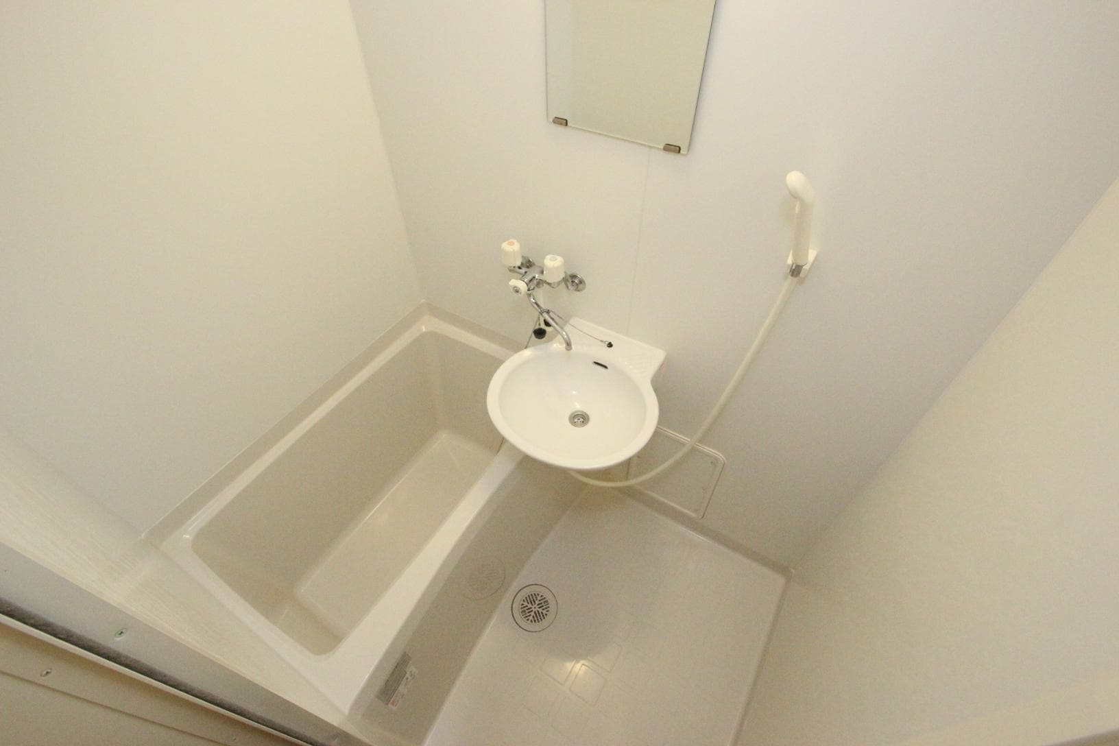 Room image 12