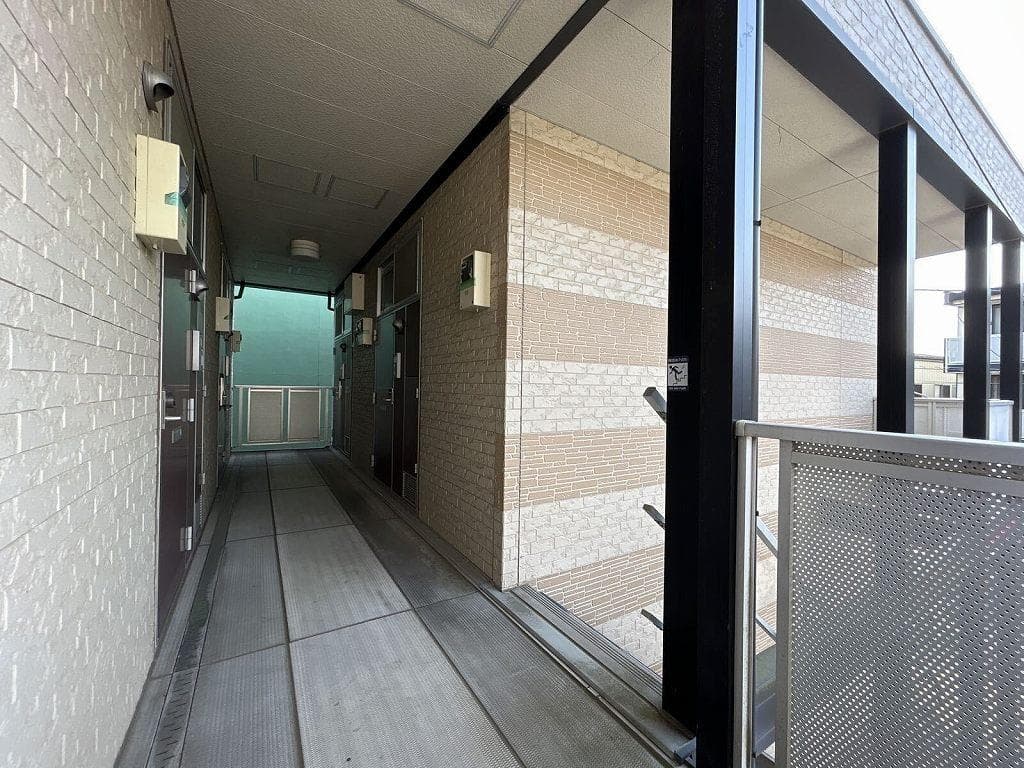 Room image 15