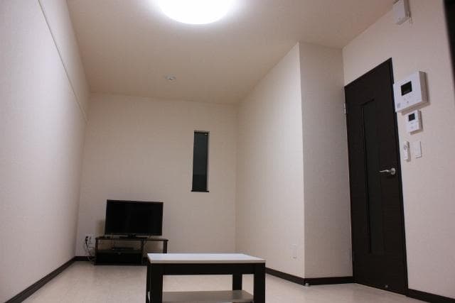 Preview interior of LEONEXT HOSOYA III