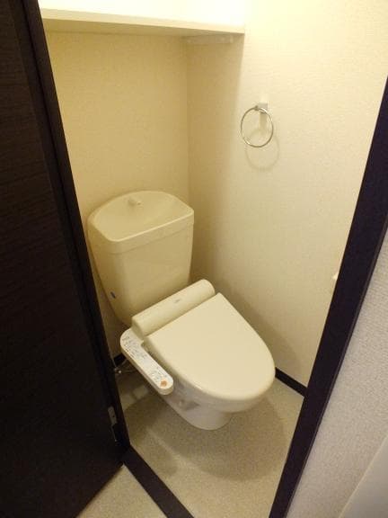 Room image 12