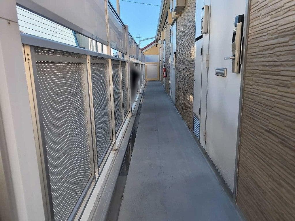 Room image 11