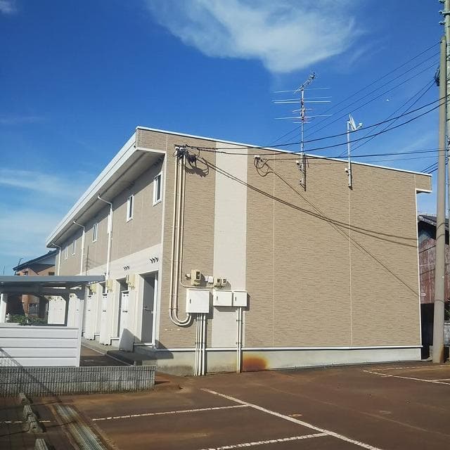 Main exterior of leopalace Sekihara Sakurambokan