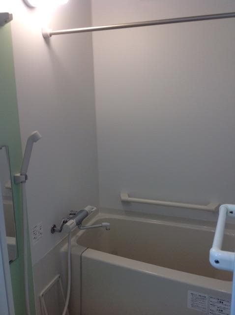 Room image 12
