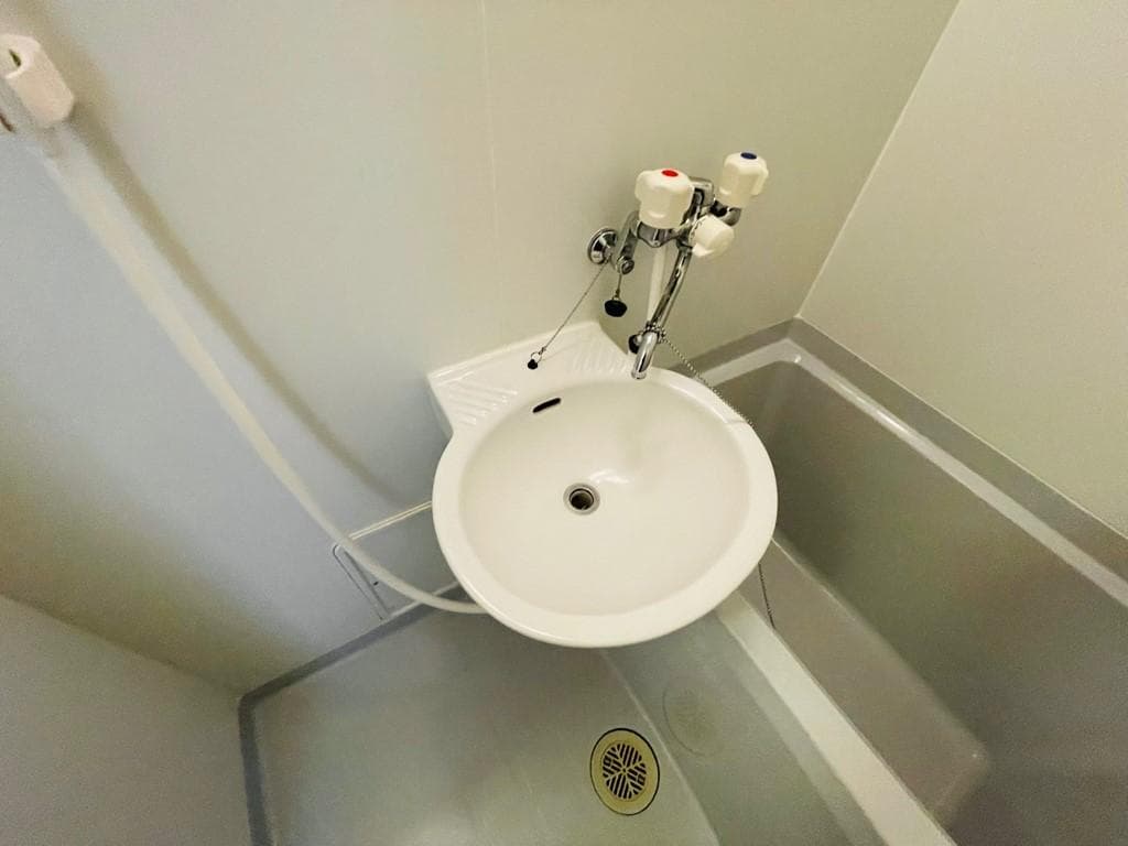 Room image 13