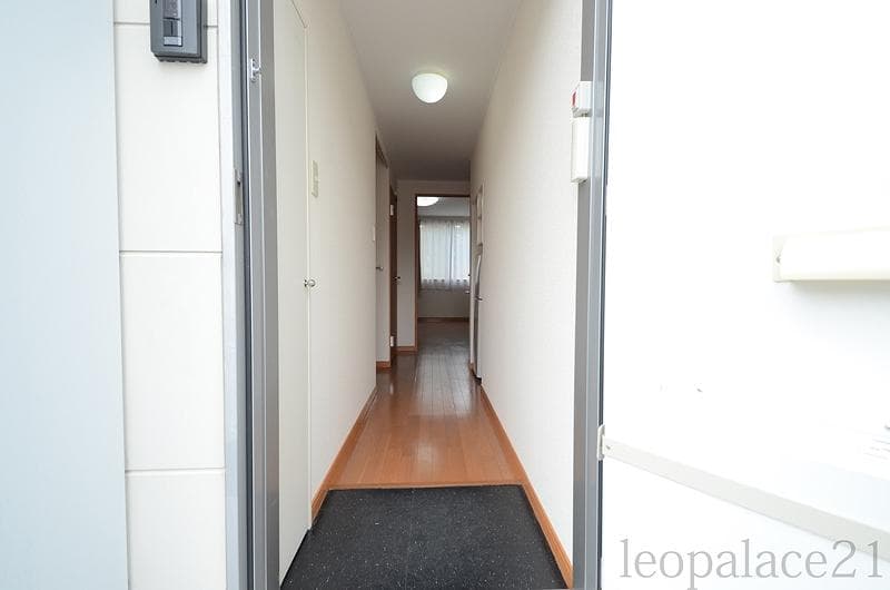 Preview interior of leopalace Manyo