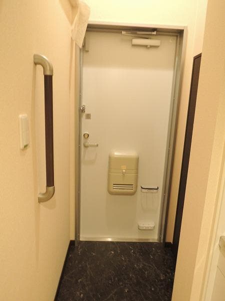 Room image 15