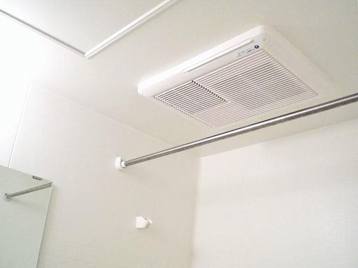 Room image 13