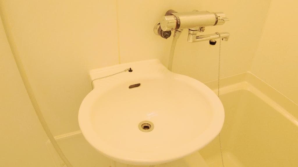 Room image 12