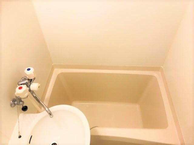 Room image 11