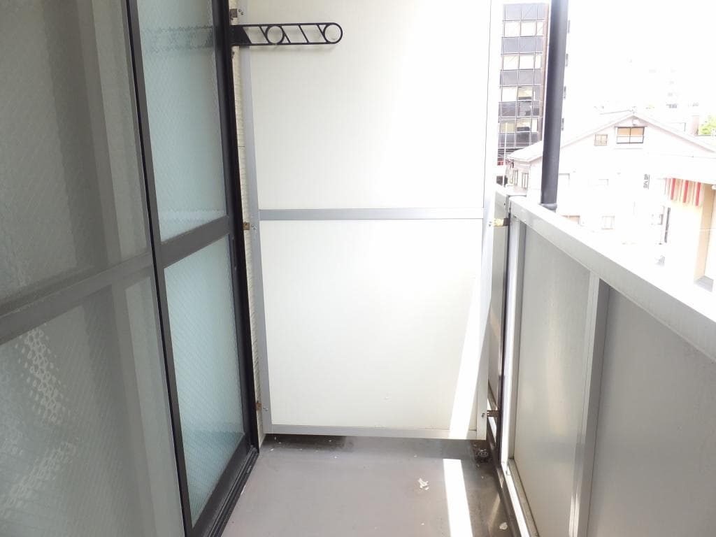 Room image 11