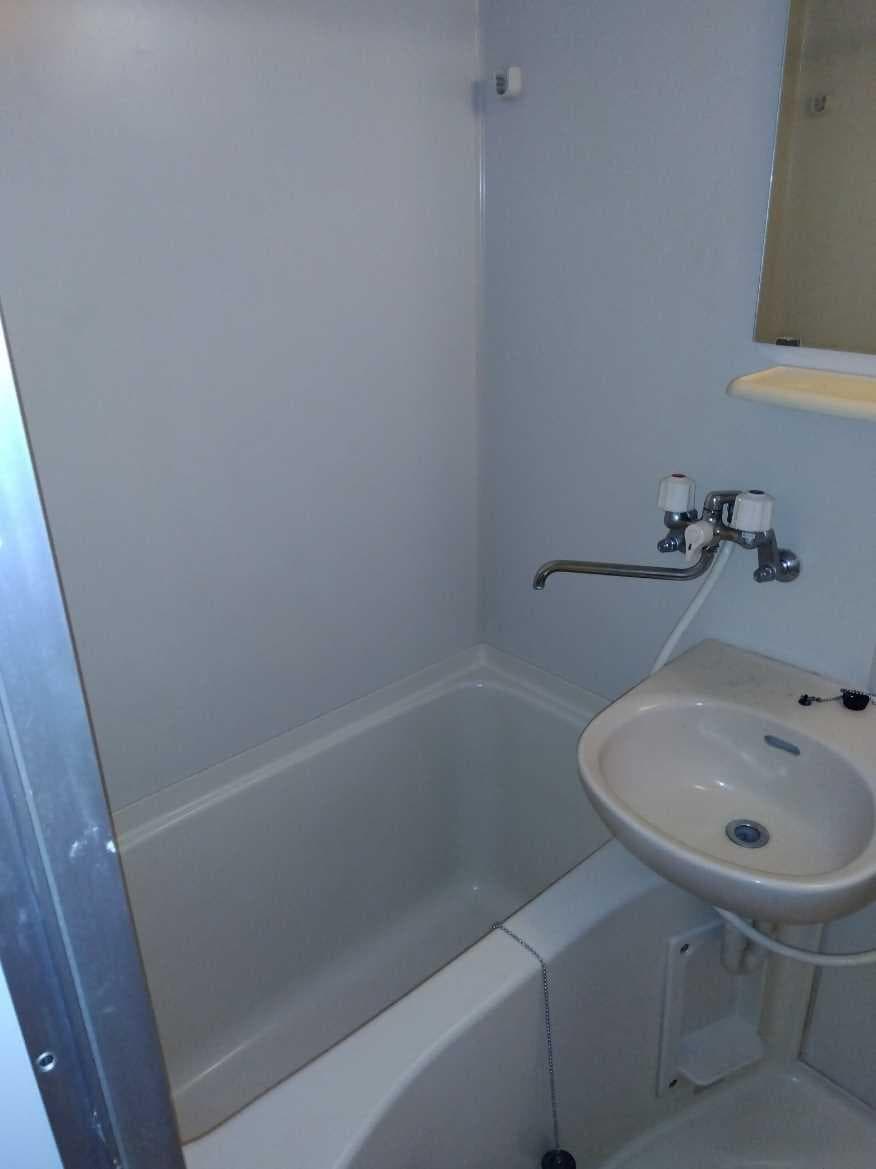 Room image 12