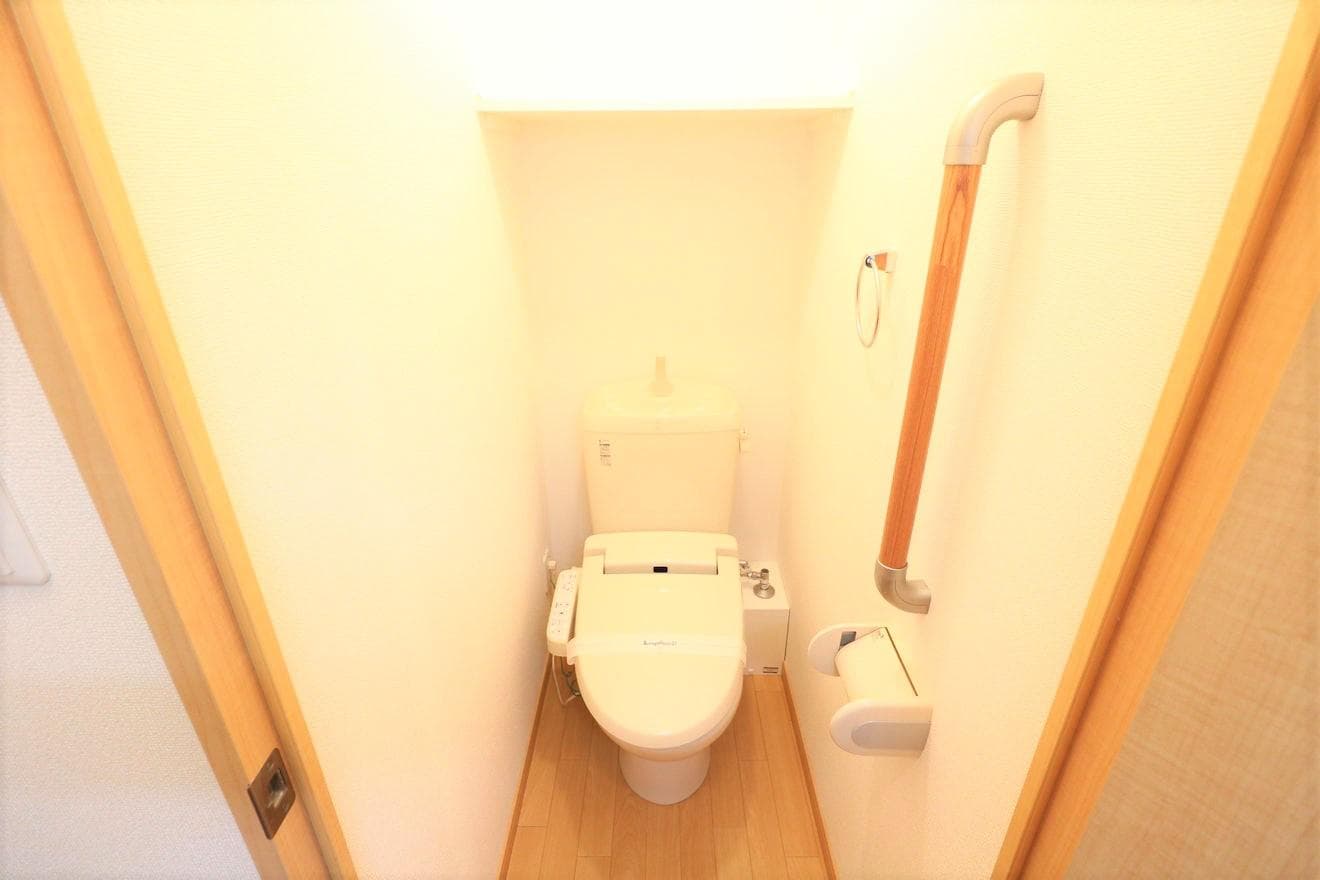 Room image 12