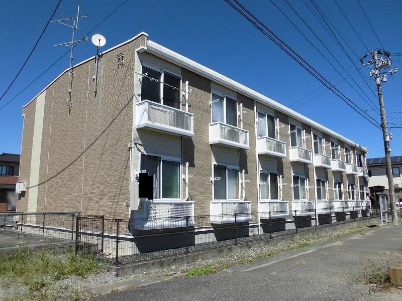 Main exterior of leopalace Reserve I