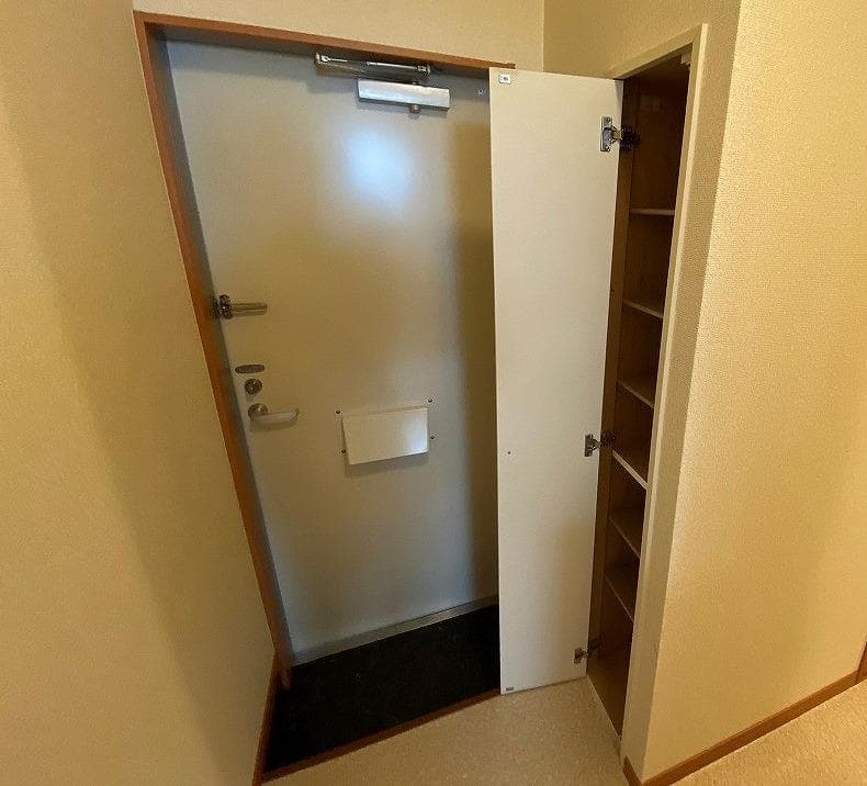 Room image 10