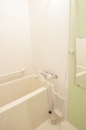Room image 9