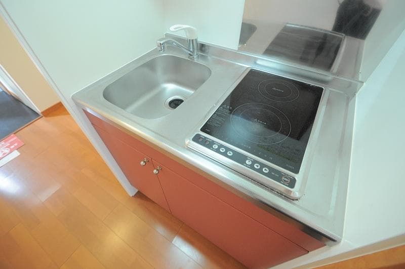 Room image 8