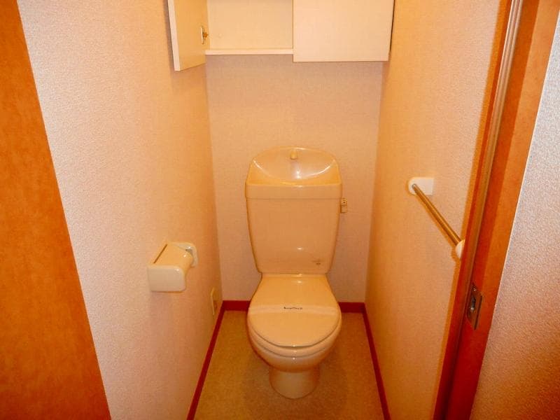 Room image 9