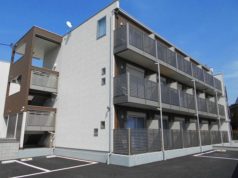 Main exterior of CLEINO Confort