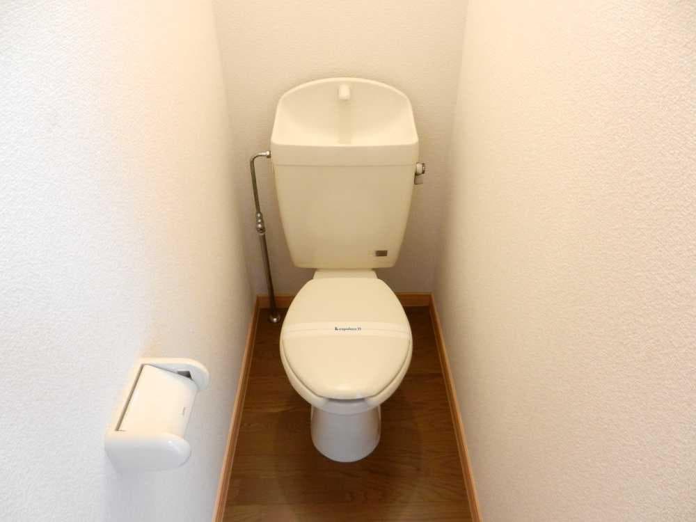 Room image 10