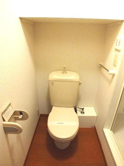 Room image 12