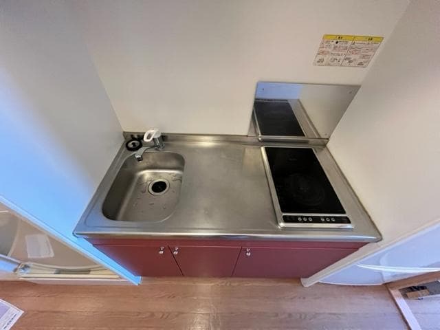 Room image 9