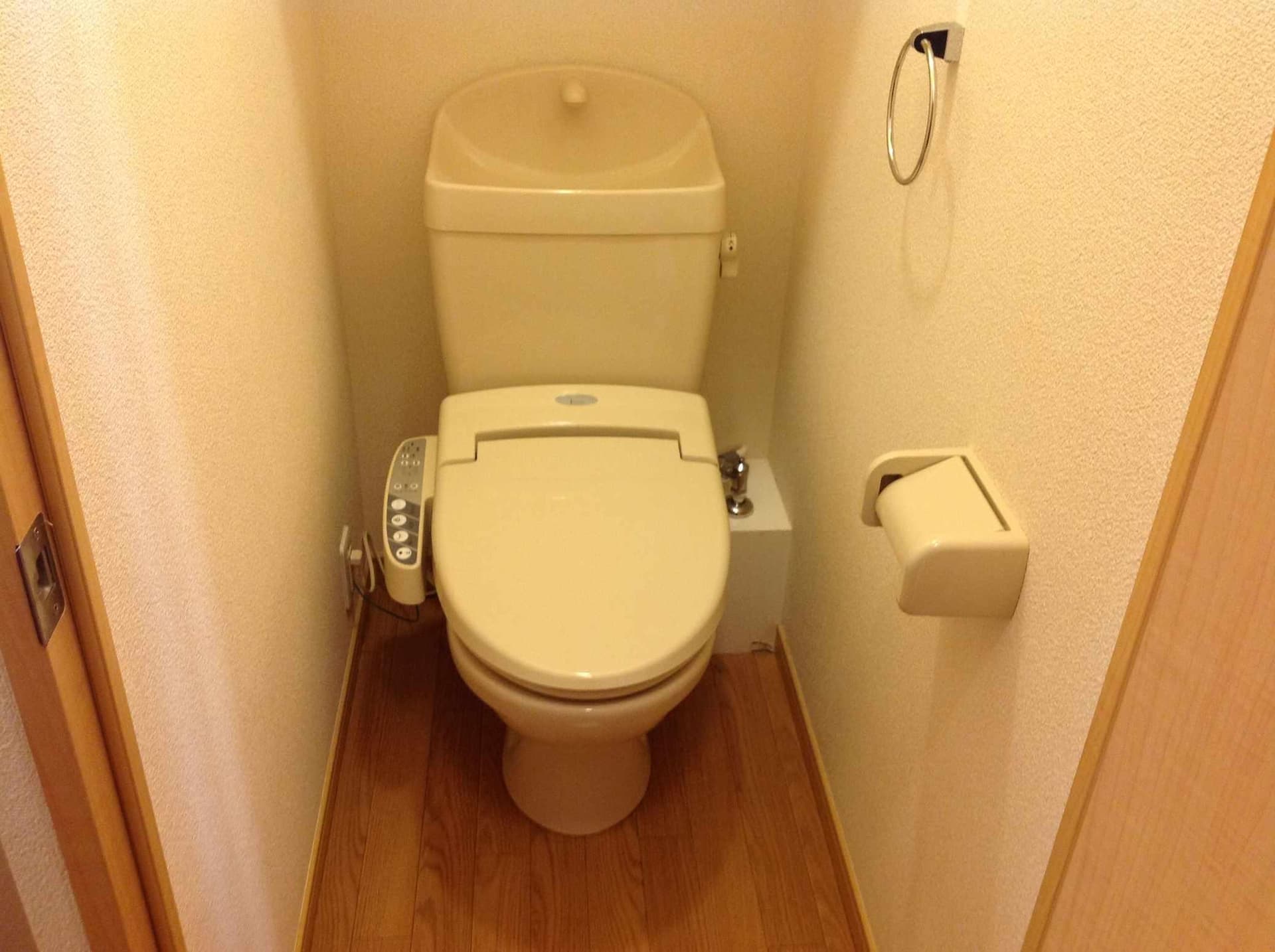 Room image 9