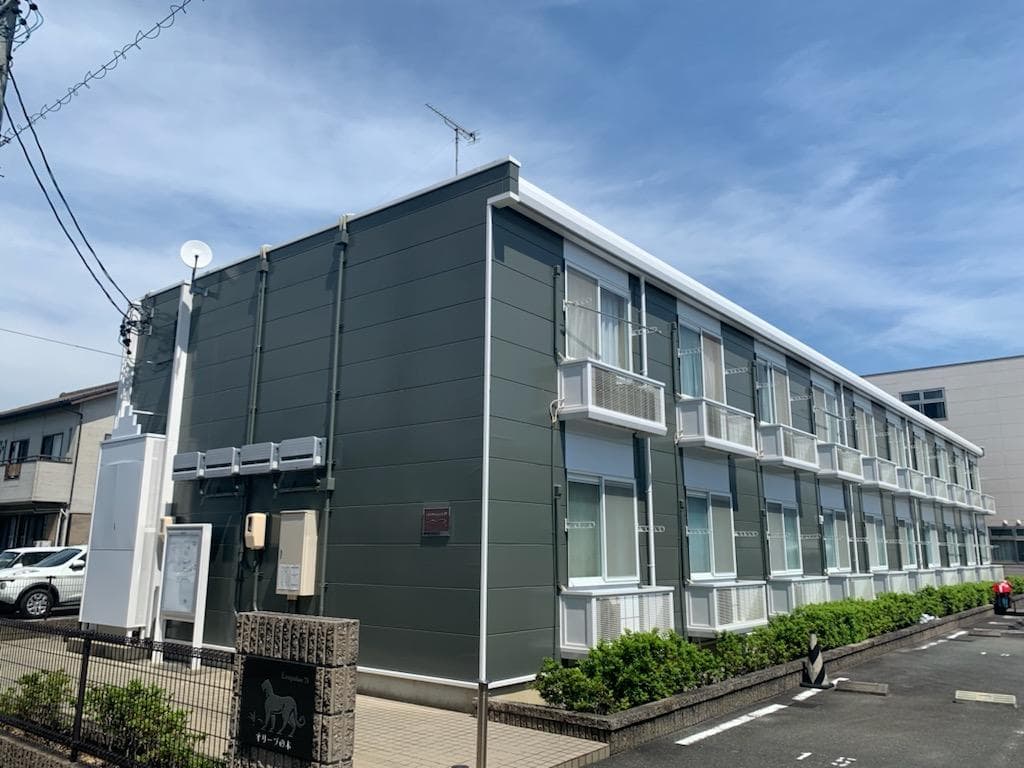 Main exterior of leopalace Olive no Ki