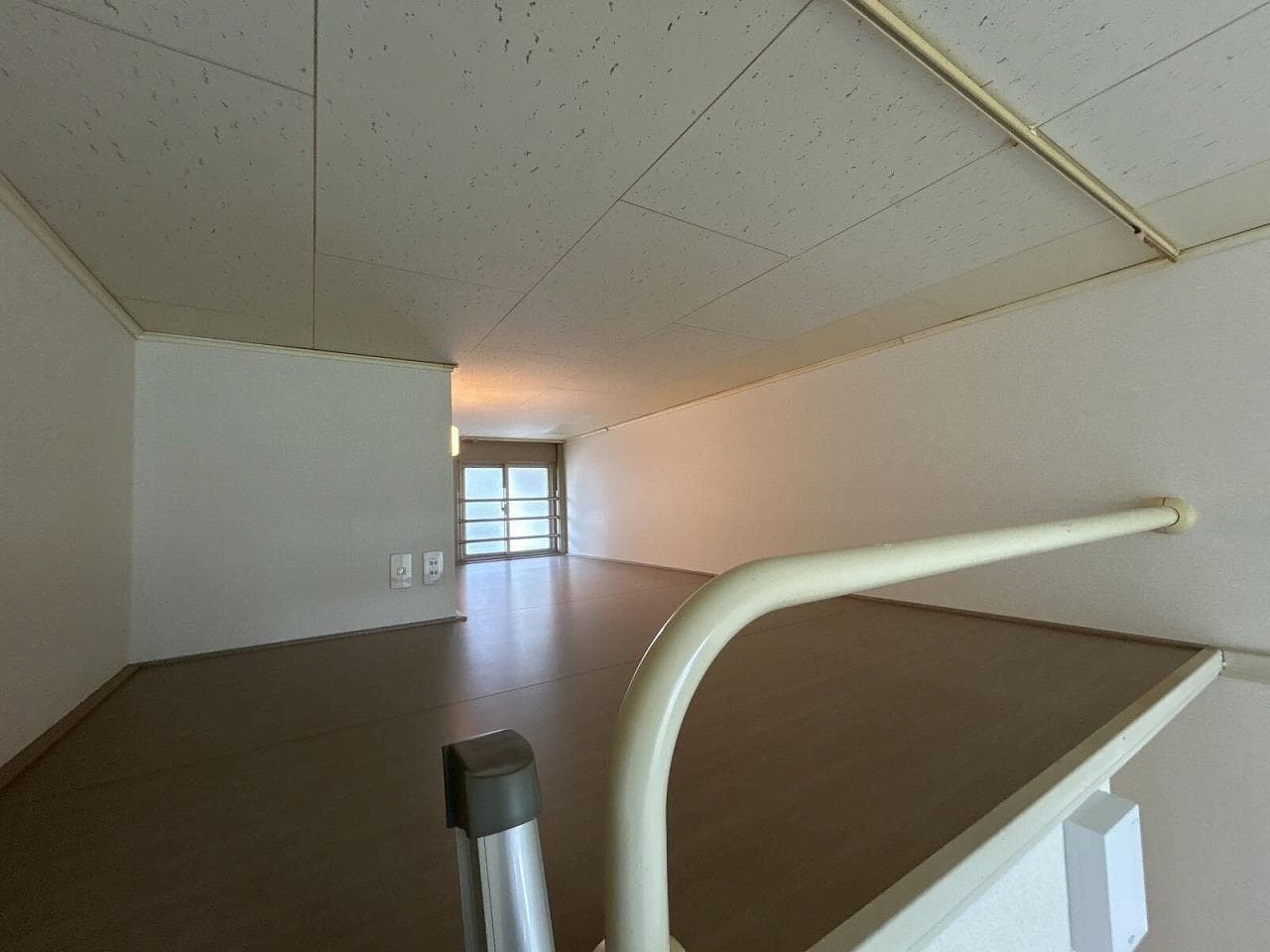 Room image 10