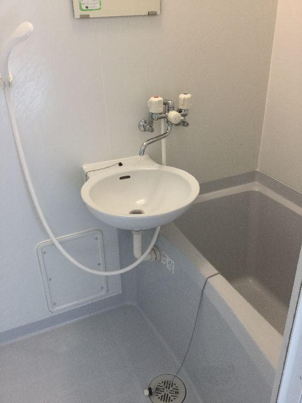 Room image 8