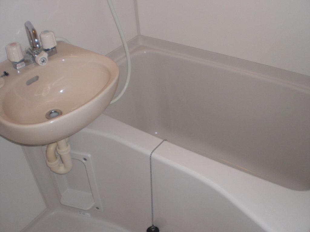 Room image 16