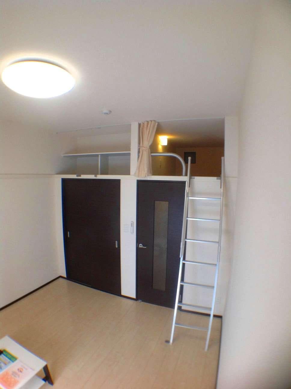 Room image 9