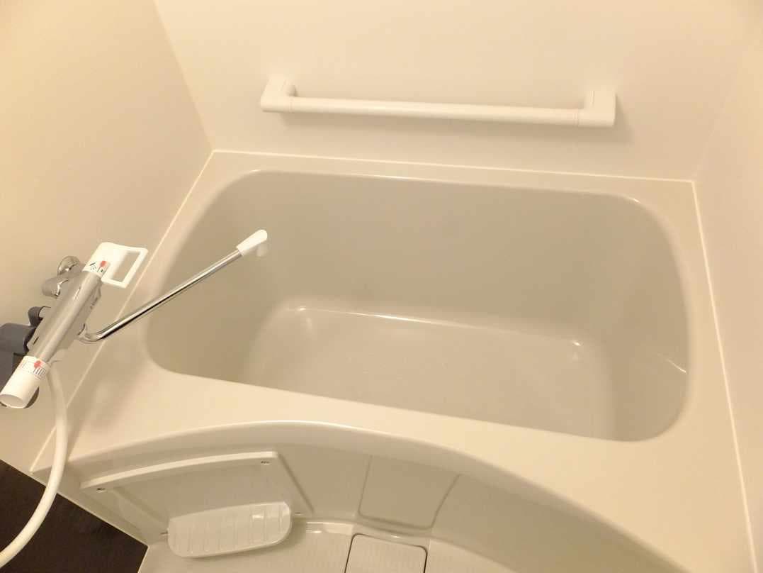 Room image 10
