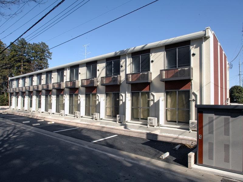 Main exterior of LEONEXT Dream House