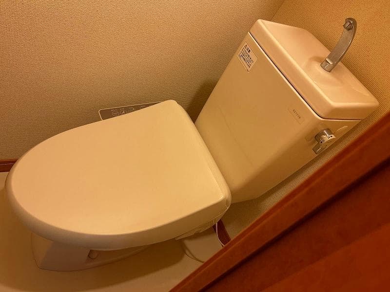 Room image 8