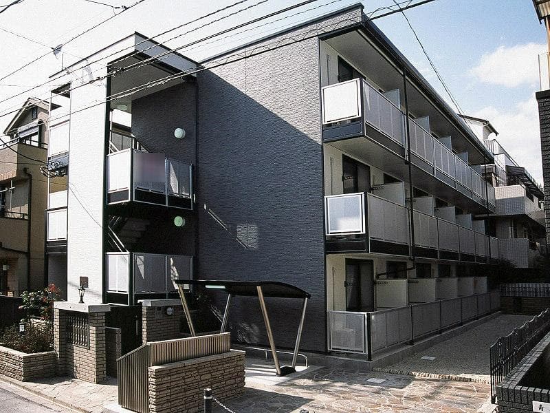 Main exterior of leopalace Koyo III