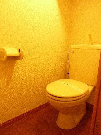 Room image 16