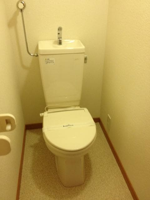 Room image 16