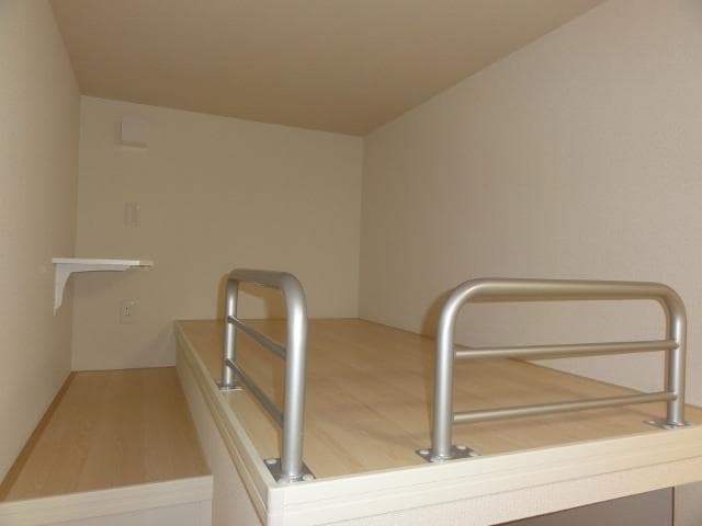 Room image 9