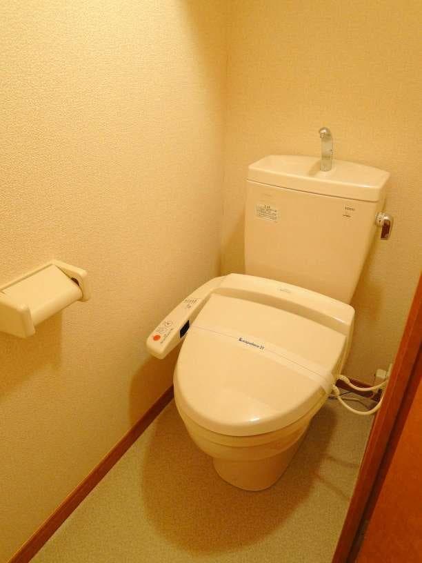 Room image 11