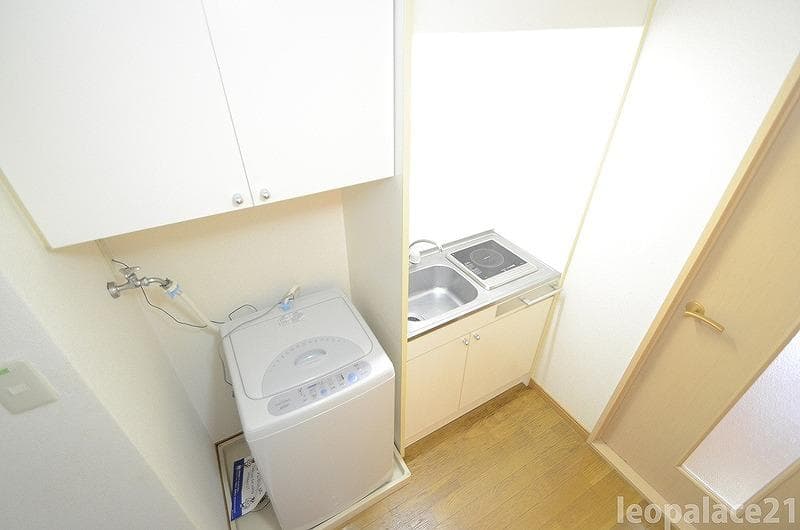 Room image 9