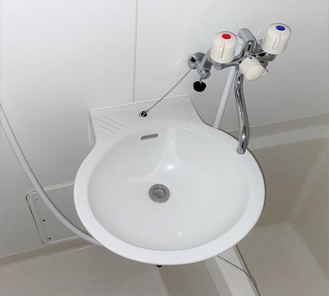 Room image 9